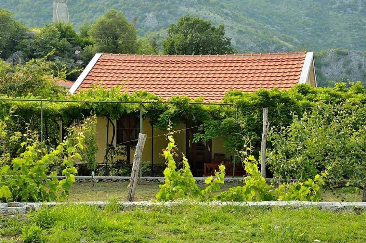 Ivan'S Holiday Home Virpazar Eksteriør billede